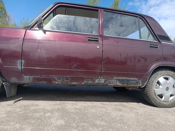 2010 Lada (ВАЗ) 2107, пурпурный, 200000 рублей - вид 3