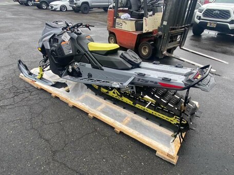 2025 BRP Ski-Doo Summit 850, серебристый, 2292430 рублей, вид 2