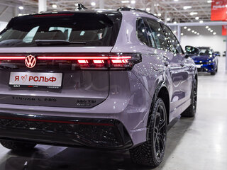 2026 Volkswagen Tiguan L Pro III (China Market), фиолетовый, 5110000 рублей, вид 5