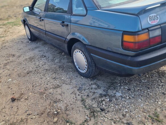 1993 Volkswagen Passat B3, синий, 280000 рублей