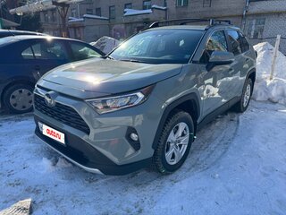 2021 Toyota RAV4 V (XA50), серый, 3700000 рублей, вид 1