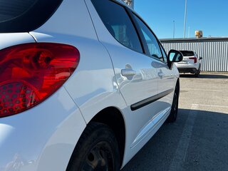 2007 Peugeot 207 I, белый, 520000 рублей, вид 5