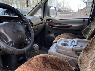 2001 Hyundai Starex I Рестайлинг, чёрный, 730000 рублей, вид 2
