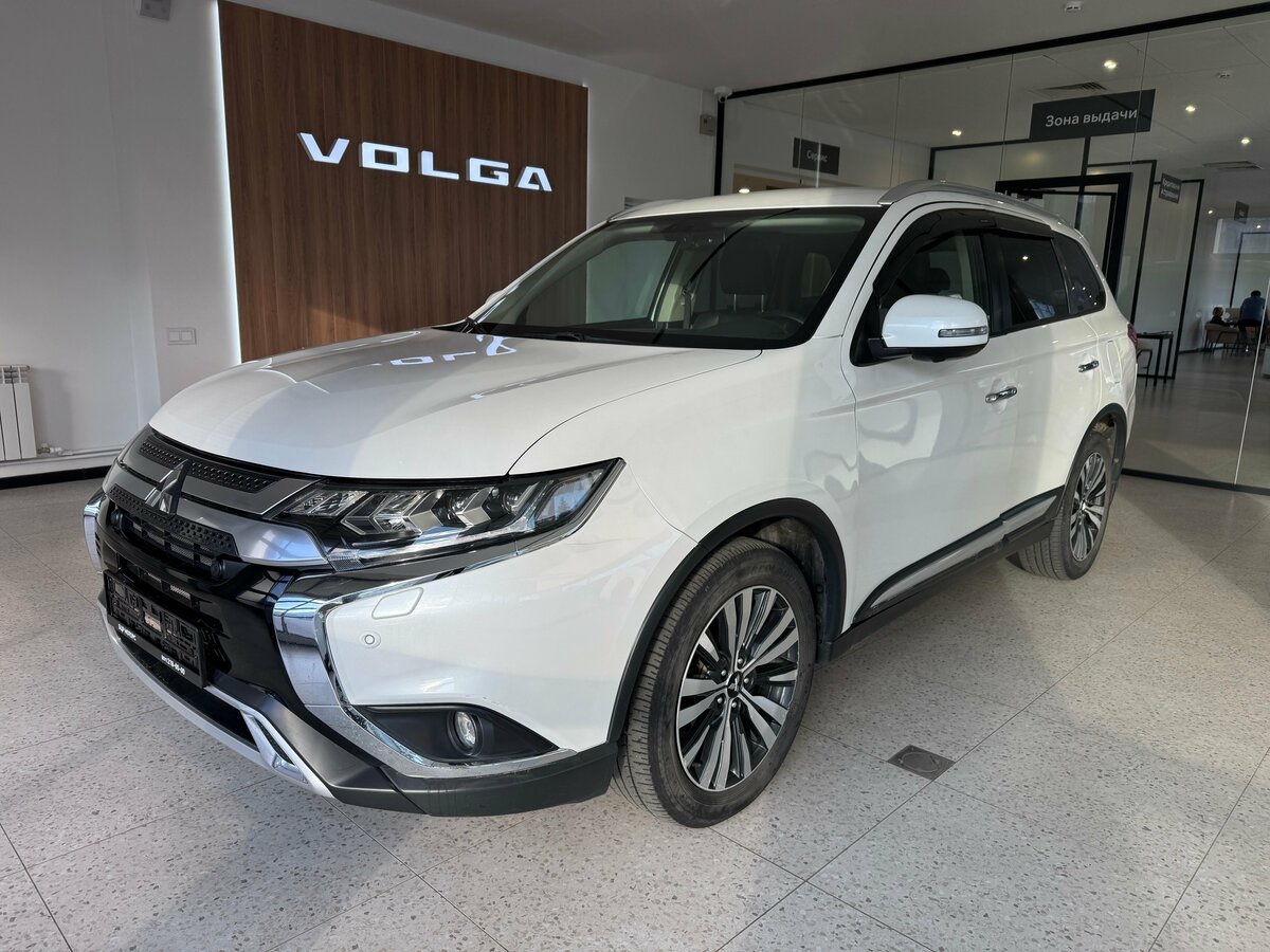 Открыть фотографии: Mitsubishi Outlander III Рестайлинг 3