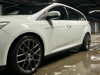 2017 Ford Focus III Рестайлинг, белый, 600000 рублей, вид 4