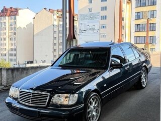 1998 Mercedes-Benz S-Класс 500 III (W140) Рестайлинг, чёрный, 3500000 рублей, вид 1