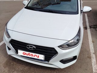 2018 Hyundai Solaris II, белый, 1100000 рублей, вид 1