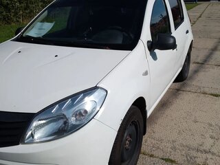 2014 Renault Sandero I, белый, 360000 рублей, вид 1