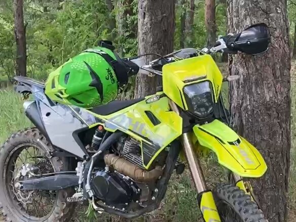 2024 JHL S004, зелёный, 140000 рублей