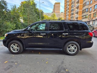 2011 Toyota Sequoia II, чёрный, 3500000 рублей, вид 5