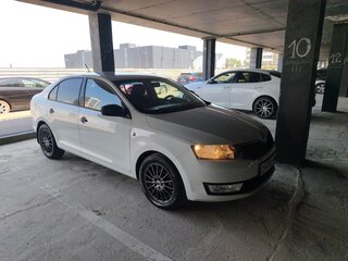 2016 Skoda Rapid I, белый, 1150000 рублей, вид 2