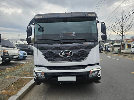 2022 Hyundai MegaTruck, белый, 7331923 рублей, вид 2