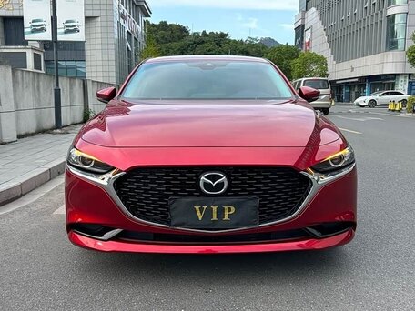 2022 Mazda 3 IV (BP), красный, 1450000 рублей, вид 2