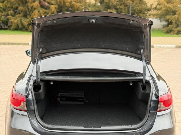 2012 Mazda 6 III (GJ), серый, 1000000 рублей - вид 7