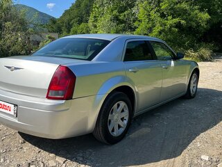 2005 Chrysler 300C I, серебристый, 1050000 рублей, вид 3