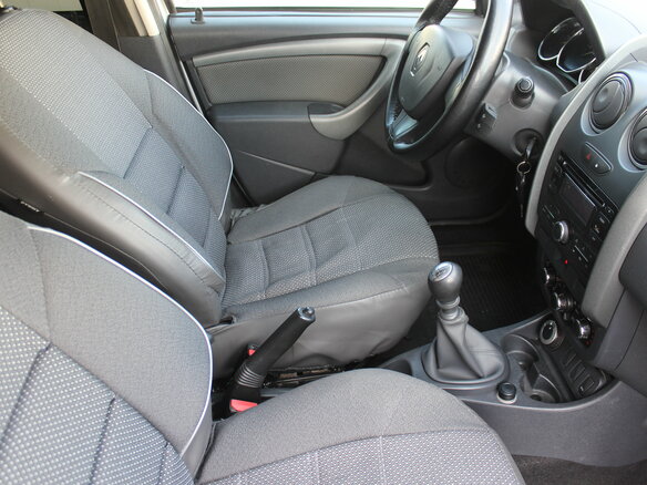 2015 Renault Duster I Рестайлинг, серебристый, 965000 рублей - вид 14