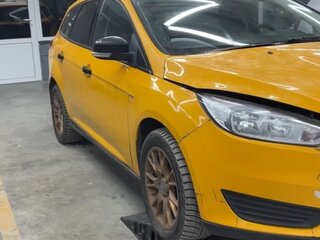 2016 Ford Focus III Рестайлинг, белый, 370000 рублей, вид 4