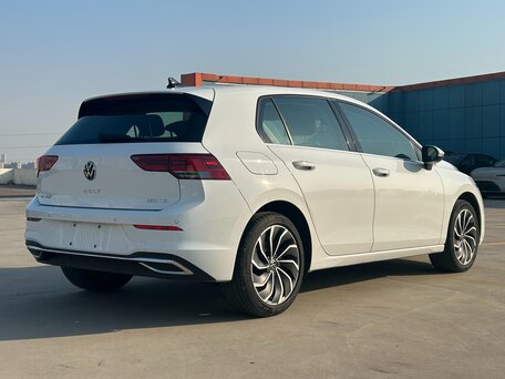 2022 Volkswagen Golf VIII, белый, 2046000 рублей, вид 5
