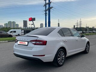 2022 Skoda Octavia III (A7) Рестайлинг, белый, 2100000 рублей, вид 4