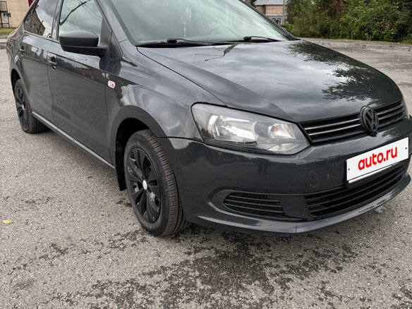 2011 Volkswagen Polo V, серый - вид 1
