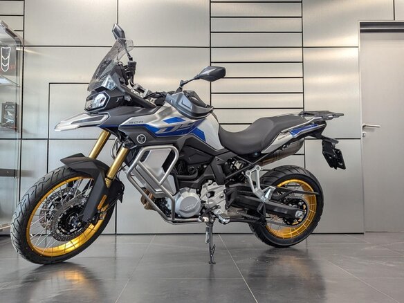 2026 Voge 900DSX, синий, 1033000 рублей - вид 11