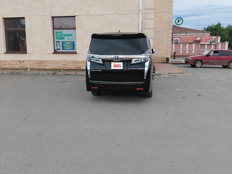 2019 Toyota Vellfire II Рестайлинг, чёрный, 3500000 рублей, вид 4