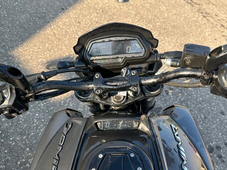 2022 Bajaj Dominar 400, чёрный, 310000 рублей, вид 5