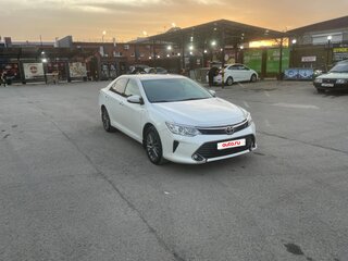 2015 Toyota Camry US Market VII (XV50) Рестайлинг, белый, 2150000 рублей, вид 3
