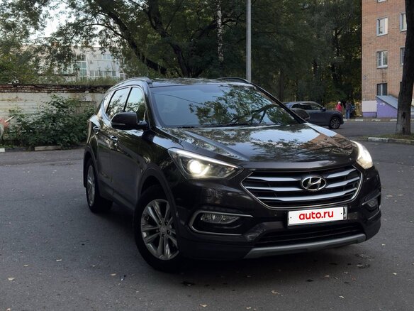 2017 Hyundai Santa Fe III Рестайлинг, коричневый, 2750000 рублей - вид 4