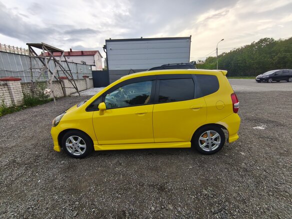 2002 Honda Fit I, жёлтый - вид 7