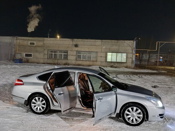 2011 Nissan Teana II (J32), серый, 895000 рублей - вид 4
