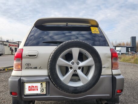 2001 Toyota RAV4 II (XA20), золотистый, 500000 рублей, вид 4