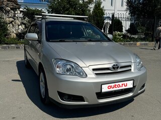 2006 Toyota Corolla IX (E120, E130) Рестайлинг, серебристый, 580000 рублей, вид 2