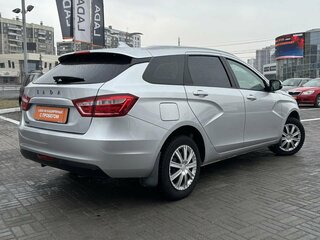 2020 Lada (ВАЗ) Vesta SW I, серебристый, 920000 рублей, вид 3