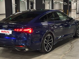 2020 Audi A5 Sportback 45 TFSI II (F5) Рестайлинг, синий, 4200000 рублей, вид 3