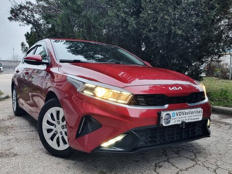 2021 Kia Cerato IV Рестайлинг, красный, 2070000 рублей, вид 3