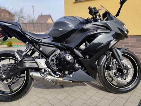 2024 Kawasaki Ninja 650, чёрный, 726048 рублей, вид 3