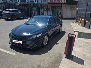 2019 Toyota Camry VIII (XV70), чёрный, 2750000 рублей, вид 1