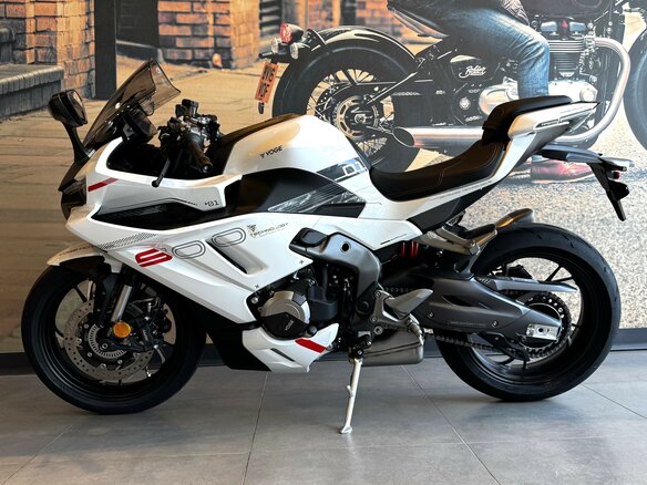 2026 Voge RR500S, белый, 687000 рублей - вид 8