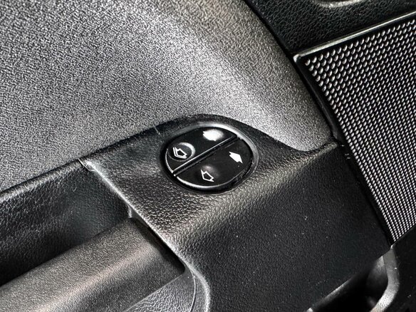 2006 Ford Fiesta Mk5, чёрный, 440000 рублей - вид 17