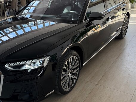 2022 Audi A8 Long 55 TFSI IV (D5) Рестайлинг, чёрный, 11800000 рублей, вид 4