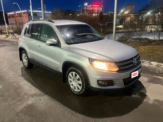2014 Volkswagen Tiguan I Рестайлинг, серебристый, 1749000 рублей, вид 2