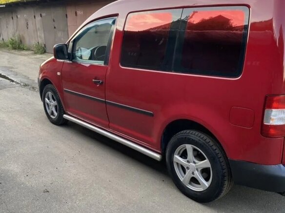 2008 Volkswagen Caddy III, красный - вид 10