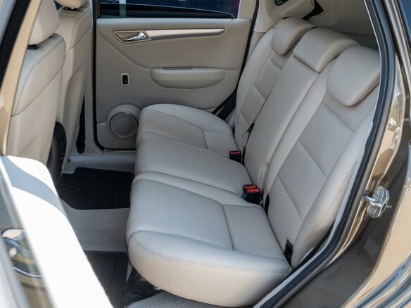 2011 Mercedes-Benz A-Класс 180 II (W169) Рестайлинг, коричневый, 999000 рублей - вид 8