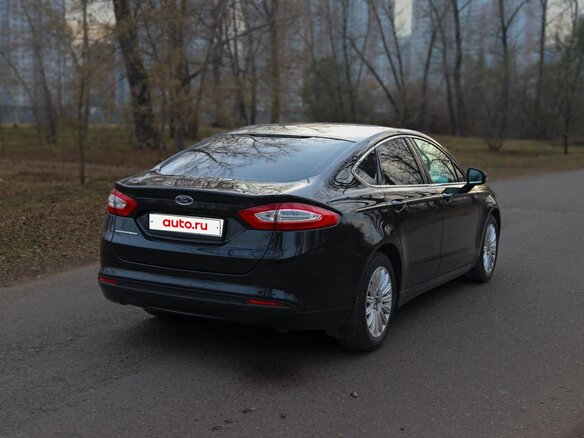 2016 Ford Mondeo V, чёрный, 1550000 рублей - вид 4
