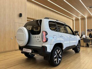 2026 Lada (ВАЗ) Niva Travel I Рестайлинг, белый, 1894000 рублей, вид 5