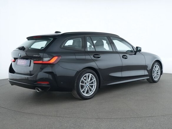 2023 BMW 3 серии 318d VII (G2x) Рестайлинг, чёрный, 3750000 рублей - вид 7