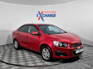 2013 Chevrolet Aveo II, красный, 463000 рублей, вид 3