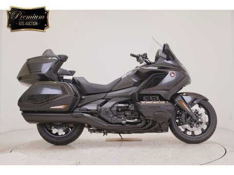 2026 Honda GL 1800 Gold Wing, коричневый, 3182000 рублей, вид 2
