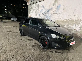 2013 Chevrolet Aveo II, чёрный, 550000 рублей, вид 1